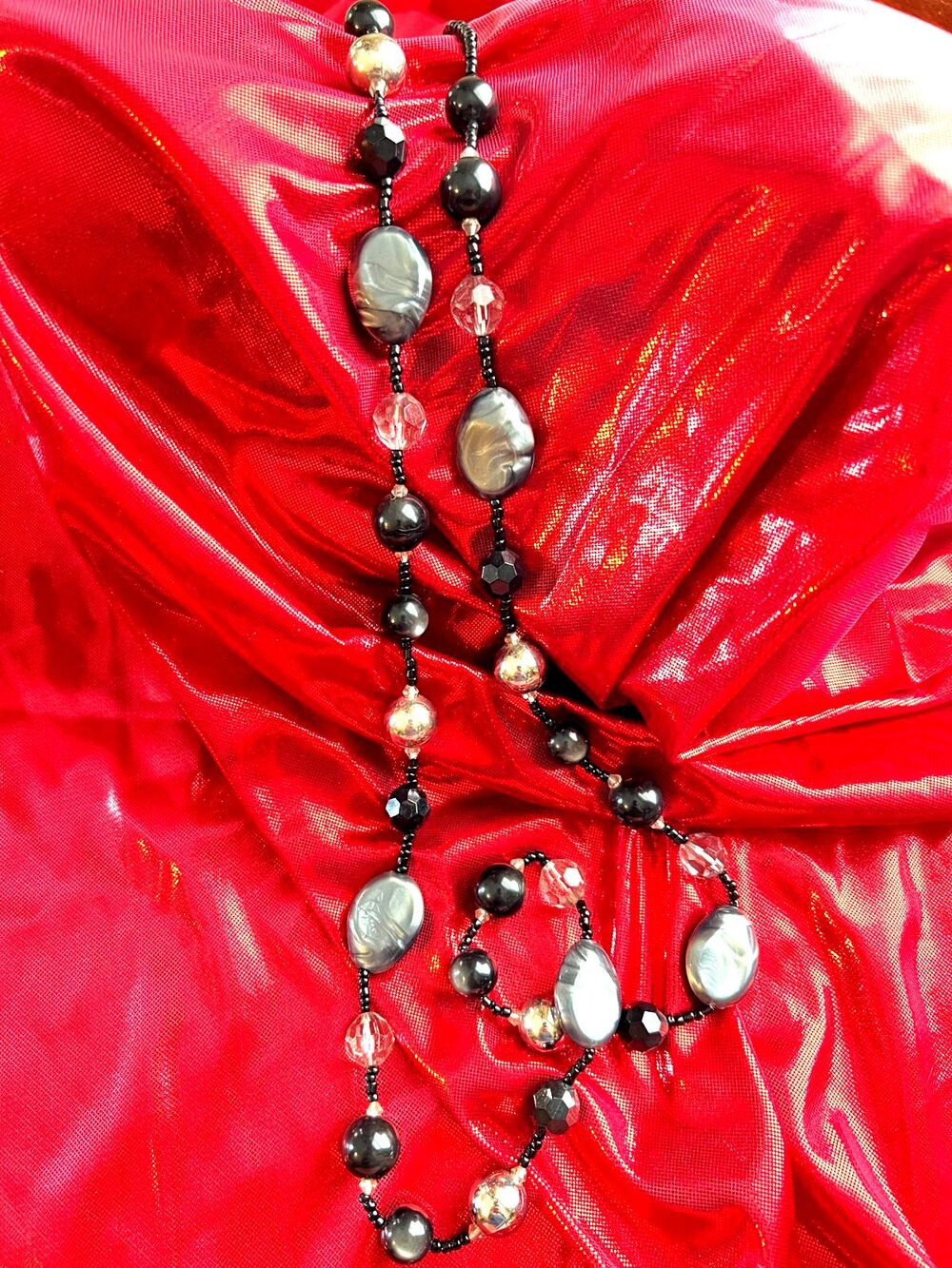 Vintage Multi Faceted Gray Blue Silver Glass Bead 18" Necklace Single Strand - Picture 3 of 6